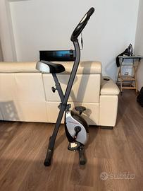 Cyclette pieghevole