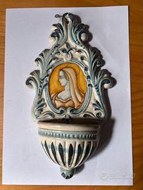 Acquasantiera in ceramica