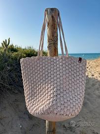 Borsa in rafia ad uncinetto