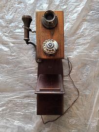 Telefono Antico in Legno Massello Vintage