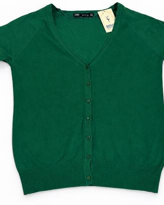 Cardigan Zara verde con bottoni