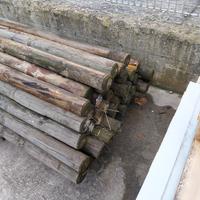 Pali in legno lunghezza 300 cm. visti e piaciuti