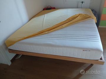 letto matrimoniale con materasso 