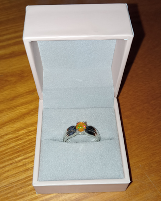 Anello in arg.925 con opale di welo vero