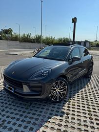 Porsche Macan T