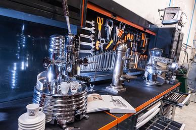 macchina per caffè espresso restauro specializzato