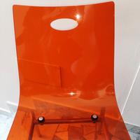 2 sedie rosse plastica trasparente