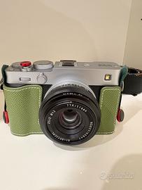 Fujifilm xe-5 mirrorless con obiettivo TTartisan