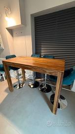Tavolo alto in legno massiccio + 4 sgabelli