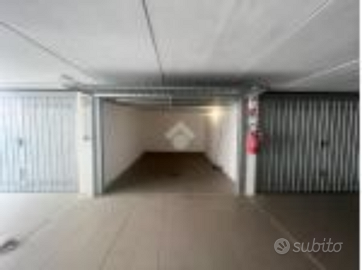 Box in corsello condominiale