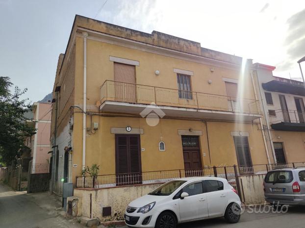 5 LOCALI A PALERMO