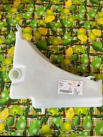 vaschetta acqua parabrezza per audi A4 del 2010