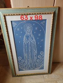 Quadro con ricamo filet – Madonna di Lourdes