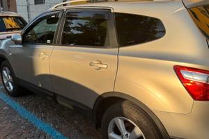 Nissan qashaqi 7 posti 