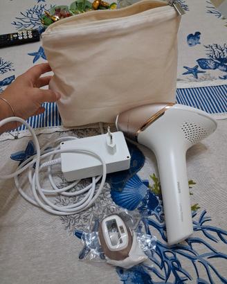 EPILATORE A LUCE PULSATA (IPL) PHILIPS LUMEA