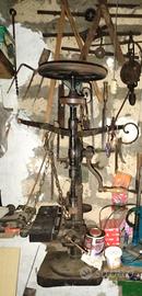 trapano a colonna d 'epoca