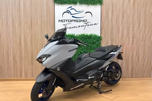 YAMAHA TMAX T-MAX T MAX 560 ICON GREY / DA 149€ AL