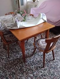 tavolo con sedie stile rustico