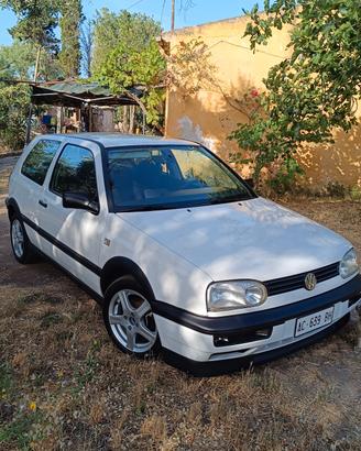 VOLKSWAGEN Golf 1.9 TDI cat 3 porte GT
