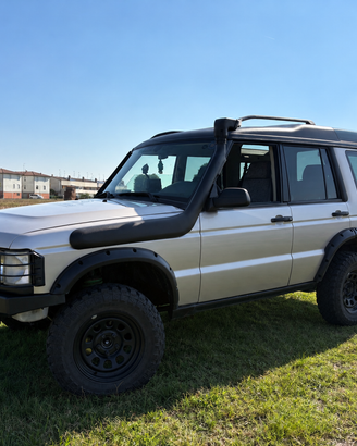 Land Rover Discovery 2 1999, restaurato e omologat