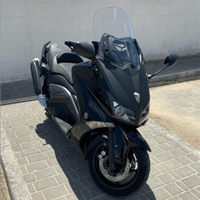 Moto Tmax 530