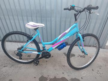 Mountain bike da ragazza