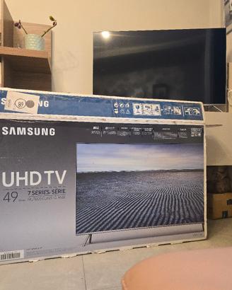 Smart TV Samsung 4K Ultra HD slim - 49 pollici 
