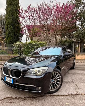 Bmw 730 ALLESTIMENTO STRAFULL