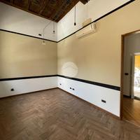 LABORATORIO A ROBECCO SUL NAVIGLIO