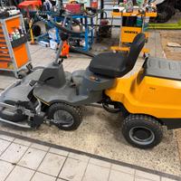 Trattorino stiga park 300 piatto frontale