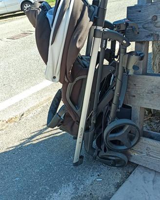 passeggino a ombrello