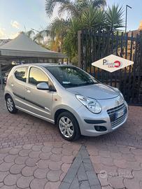 Suzuki Alto 1.0 benz automatica
