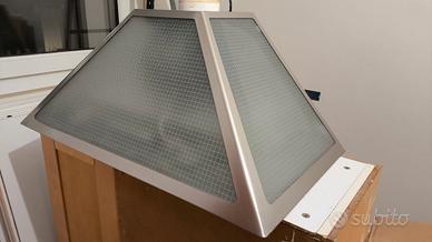 Cappa aspirante da cucina libera installazione.