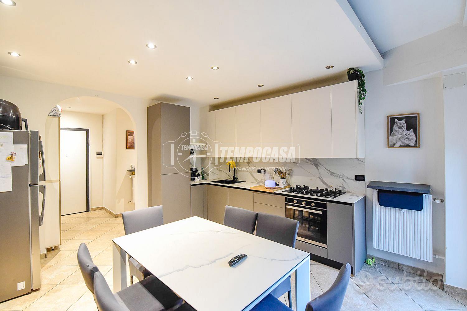 Appartamento – Cantù, Pianeta, Villaggio Trieste - Vista 3