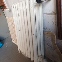 termosifone ghisa con piedini