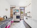 ampio-bilocale-con-balcone-e-cantina