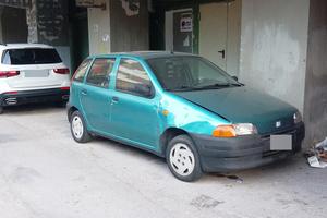 AUTO FIAT PUNTO 1000 CC    5 PORTE