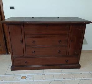 Cassettiera in legno massiccio