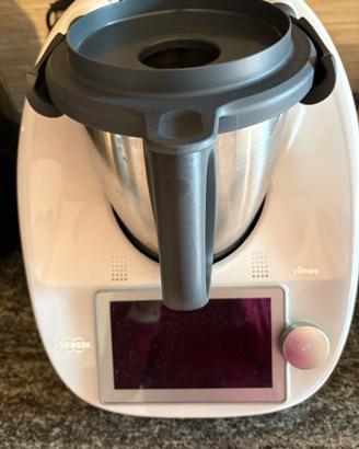 Bimby tm6 con doppio boccale e affettatutto