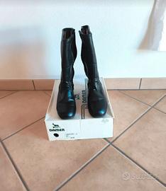 Stivali in pelle di vitello, foderati in agnello 