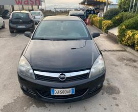 Opel Astra GTC 1.7 CDTI 101CV 3 porte Cosmo ANNO 2