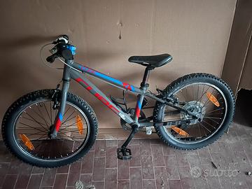 Bici cube kid acid 200