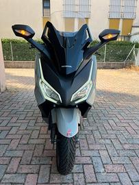Honda forza 350