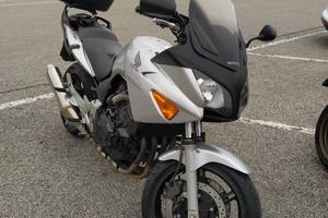 Honda CBF 600 S - PC38 - 2004