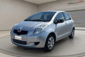 TOYOTA Yaris 1.0 5 porte Sol