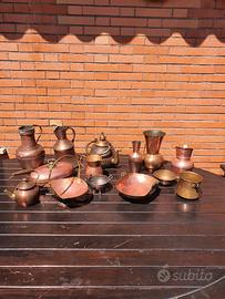 utensili antichi  in  rame