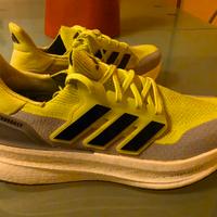 Scarpe Adidas Ultraboost 5 taglia 44 ¼