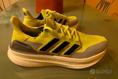 Scarpe Adidas Ultraboost 5 taglia 44 ¼