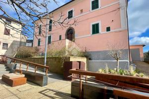 3 LOCALI A VALENTANO