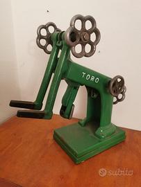 Allargascarpe d'epoca professionale marca "TORO"